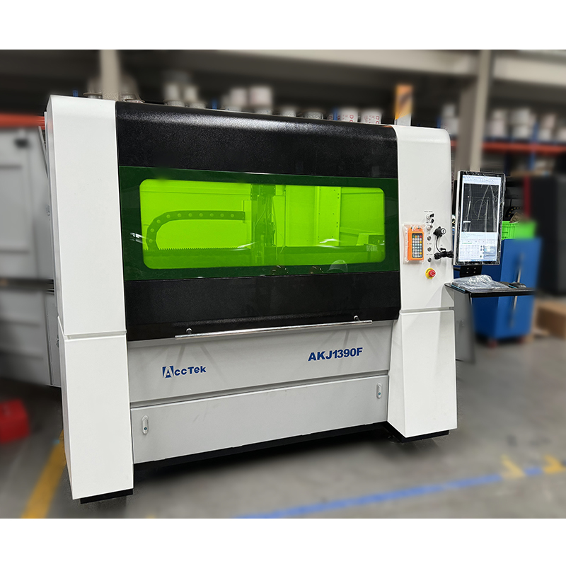 JINAN CNC-Industriegeräte Rayc – Industrial Laser Machine Price Bewertung und Preis